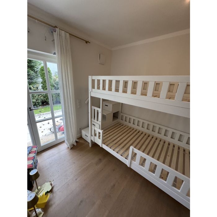 Hochbett mit Treppe München aus Holz